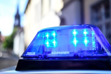 Die Polizei hat am Samstagabend einen 38-jährigen Mann an der Chemnitztalstraße festgenommen.