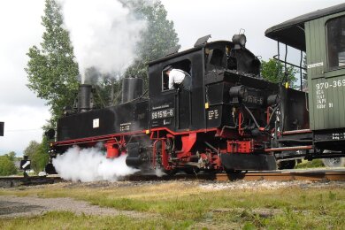 Der Verein Museumsbahn Schönheide lädt am Samstag und Sonntag zu den Tagen des offenen Lokschuppens ein.