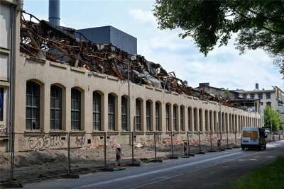 Die Gienanth-Gruppe gibt ihre Gießerei in Chemnitz auf. Das Produktionsgebäude an der Schönherrstraße wird gerade abgerissen.