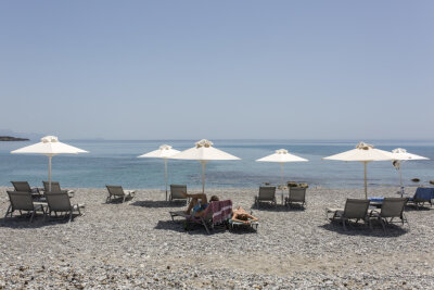 Nur jeder dritte Arbeitnehmer im Osten erhält Urlaubsgeld.