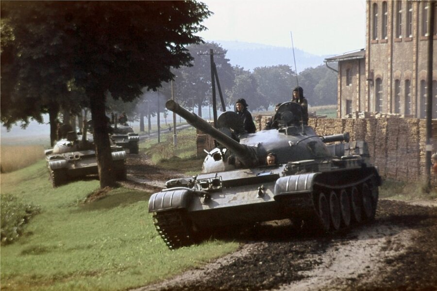 Sowjetpanzer bei Olbernhau im August 1968. 