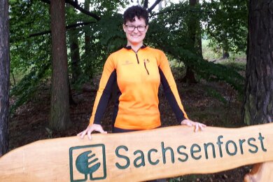 Emilia Vogel verstärkt seit Sommer vorigen Jahres die Beschäftigten von Sachsenforst im Werdauer Wald. In ihrer Freizeit geht die junge Frau gerne klettern und joggen.
