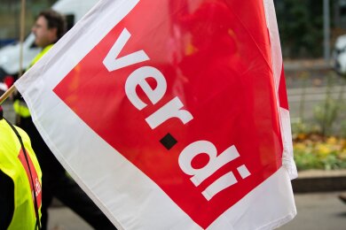 "Wir haben den Anspruch, den Reallohnverlust der vergangenen beiden Jahre auszugleichen", sagt Verdi-Verhandlungsführer Jan Duscheck.