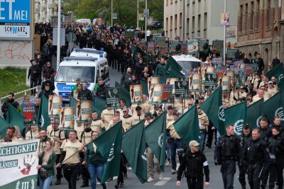 1. Mai - So lief der große Demo-Tag in der Region - Die Partei hatte bundesweit mobilisiert. Nach Plauen kamen 500 Anhänger.