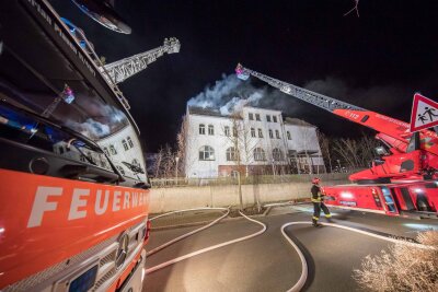 10.000 Euro Schaden nach Feuer in alter Jugendherberge in Jössnitz - 
