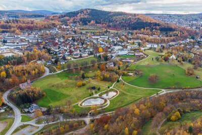 10. Landesgartenschau findet 2026 in Aue-Bad Schlema statt - Im Zentrum der Großveranstaltung in vier Jahren auf einer Fläche von 43 Hektar soll der Kurpark von Bad Schlema stehen. 
