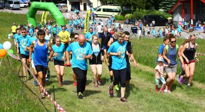1002 Teilnehmer bei 7. Benefizlauf - Start zur 7. Auflage des Benefizlaufs für krebskranke Kinder in Oberwiesenthal