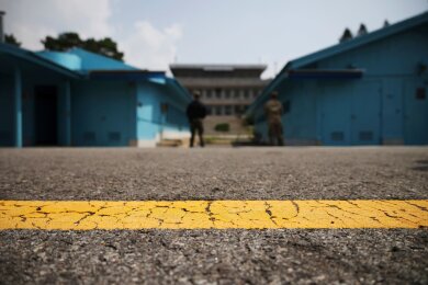 Die demilitarisierte Zone bildet bis heute die De-facto-Grenze zwischen Nord- und Südkorea.