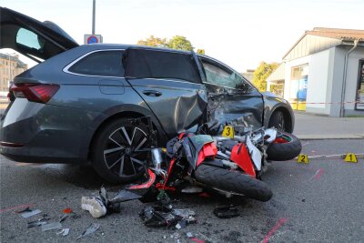 118 Verkehrstote in Sachsen - was die Dekra jetzt fordert - Häufige Unfallursachen: zu schnell, zu rücksichtslos. 