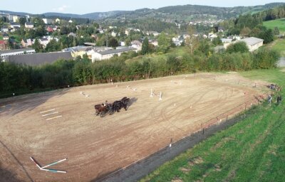 120 Tonnen Sand für neuen Parcours - Der neue Parcours über den Dächern Klingenthals. 