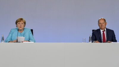 130 Milliarden Euro: Wer profitiert vom Corona-Konjunkturpaket? - Bundeskanzlerin Angela Merkel (CDU) und Bundesfinanzminister Olaf Scholz (SPD) bei einer Pressekonferenz im Bundeskanzleramt.