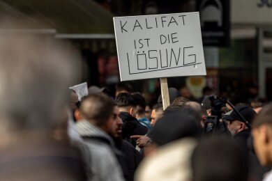 Mehr als 1000 Teilnehmer hatten am vergangenen Wochenende an einer von Islamisten organisierten Demonstration in Hamburg teilgenommen.