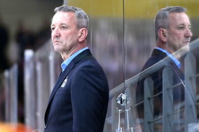 Thomas Popiesch wechselt nach Krefeld, sein Nachfolger wird sein bisheriger Assistenz-Trainer.