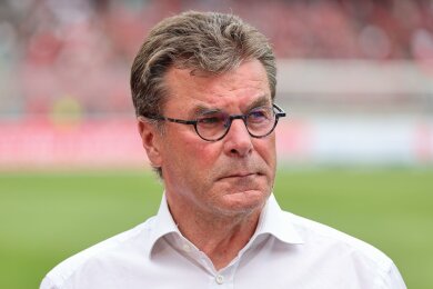 Laut Medienberichten hat sich der 1. FC Nürnberg von Sportvorstand Dieter Hecking getrennt.
