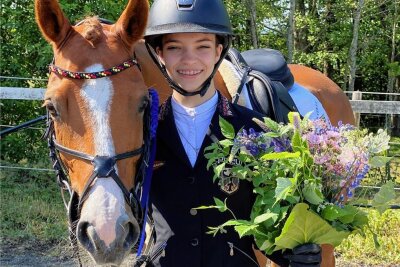 16-jährige Vogtländerin bei Pony-EM in Frankreich am Start - Pita Schmid und ihre Fuchsstute Sietlands Catrina holten zur Pony-Europameisterschaft schon zweimal Team-Silber.