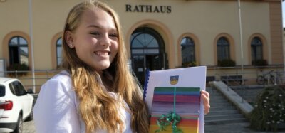 16-Jährige will Bestatterin werden - Melina Seyfert beginnt ihre Ausbildung zur Bestattungsfachkraft im Kommunalen Bestattungswesen Reichenbach. 