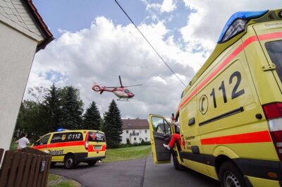 16-Jähriger bei Unfall in Helbigsdorf offenbar lebensgefährlich verletzt - 