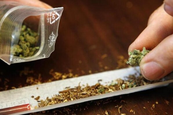 17-Jähriger mit 100 Gramm Cannabis unterwegs - 