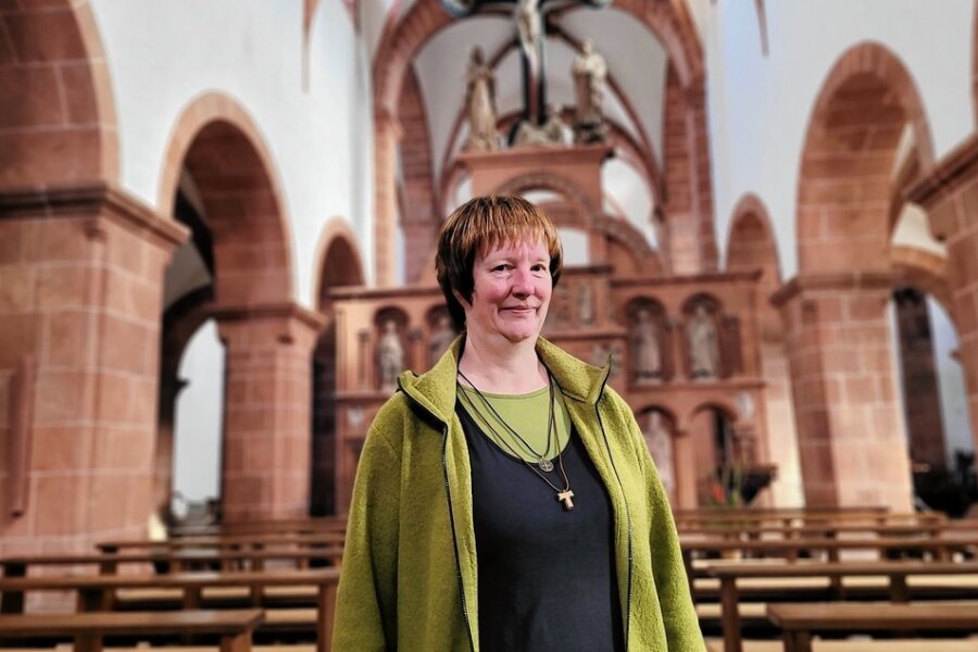 Die Basilika hat es ihr angetan. Sabine Bley wird am kommenden Mittwoch das letzte Mal eine Führung in Wechselburg geben.
