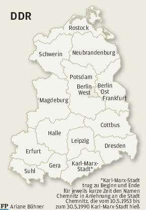 1952: Auflösung der Länder und Schaffung von 14 DDR-Bezirken - Die 14 Bezirke der DDR.