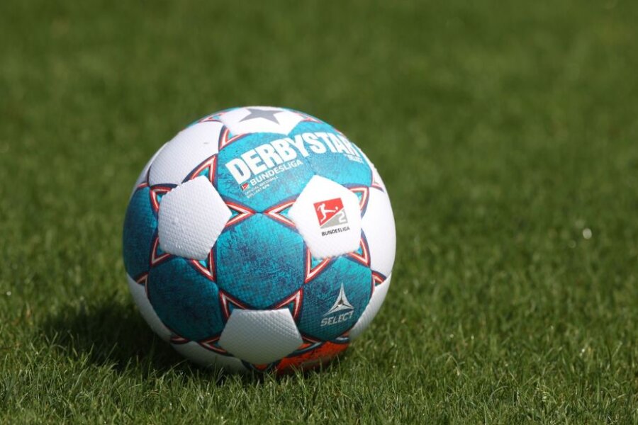 Die SG Dynamo Dresden kommt im Abstiegskampf der 2. Fußball-Bundesliga nicht richtig vom Fleck