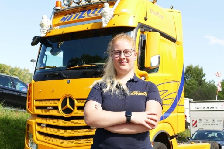 Melissa Wilhelm gefällt das Truckerleben. Besonders schön sei der Job, wenn sie morgens hinterm Steuer den Sonnenaufgang erlebt. 