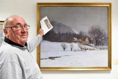 Zu den rund 25 im historischen Rathaus in Siebenlehn gezeigten Werken von Otto Altenkirch (1875–1945) gehört auch das Bild „Wintertag am Rodigt“ (1909). Ortsvorsteher Frank Grießbach (Foto) kümmert sich gemeinsam mit weiteren Ehrenamtlern um die Ausstellung.