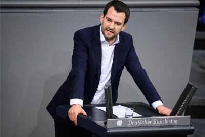 Johannes Vogel (FDP) spricht in der Plenarsitzung im Deutschen Bundestag. Foto: Bernd von Jutrczenka/dpa