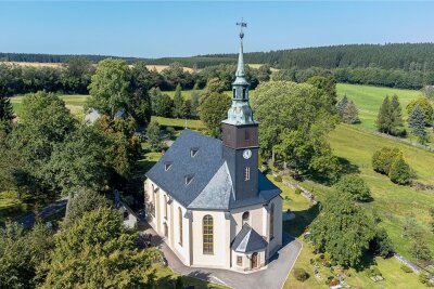 225 Jahre Kirche Rothenkirchen: Museum zeigt Sonderausstellung - Die Kirche Rothenkirchen, deren Neubau vor 225 Jahren fertiggestellt wurde, ist im zurückliegenden Jahr saniert worden.