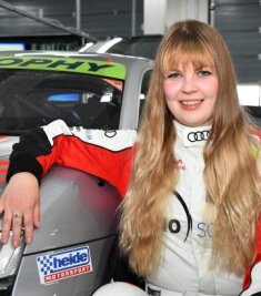 23-Jährige startet mit 500-PS-Auto in die Saison - Sophie Hofmann pilotiert einen Audi R8 LMS. 