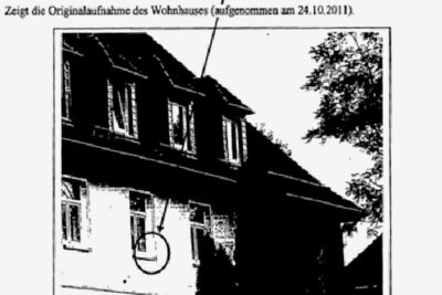 Zumindest die Außenkameras an der Front des Hauses Frühlingsstraße 26 brachten die Terroristen erst kurz vorm Ende an. Auf diesem am 24. Oktober 2011 entstandenen Foto des Hauses gab es sie noch nicht.