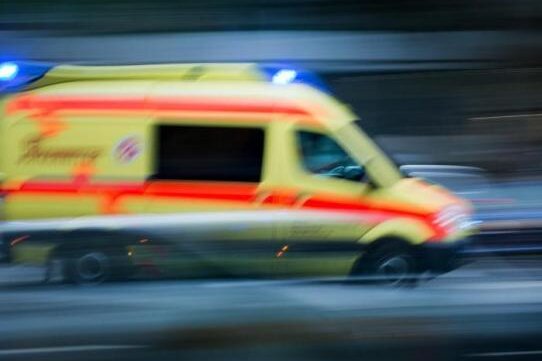 31-Jähriger nach Auseinandersetzung auf Junggesellenabschied in Zwickau im Krankenhaus - 