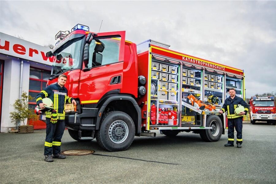 320 PS stark: Neues Feuerwehrfahrzeug rollt in Bad Schlema vor - 
