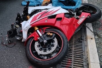 34-jähriger Biker tödlich verunglückt - Die Maschine des tödlich verunglückten Motorradfahrers.