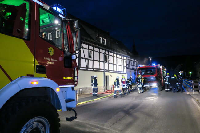 Kellerbrand In Sosa Hatte Offenbar Technischen Grund Freie