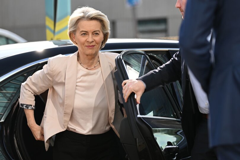 Nach der Europawahl geht es für Ursula von der Leyen, Präsidentin der Europäischen Kommission, mit der täglichen Arbeit weiter. Sie kommt zur Präsidiumssitzung der CDU im Konrad-Adenauer-Haus.