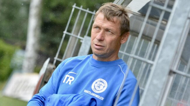 Sven Köhler bleibt Trainer des Regionalligateams beim VfB Auerbach.