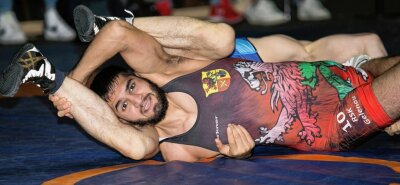 Hassan Ismail vom RSK Gelenau, der in der laufenden Saison noch unbezwungen ist, dürfte am Sonnabend einer derjenigen sein, die dem FC Erzgebirge Aue auf der Matte das Leben schwer machen. Im Sportareal Erzgebirgsblick steigt das Spitzenduell der Ringer-Regionalliga. 