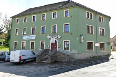 Der ehemalige Gasthof „Central“ in Langenau wird derzeit zu einem Bürger- und Vereinshaus umgebaut.