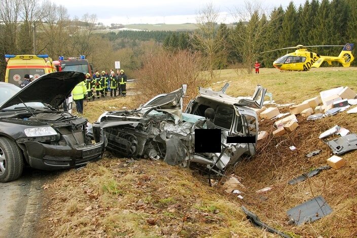 49-Jährige stirbt bei Verkehrsunfall in Bösenbrunn - 