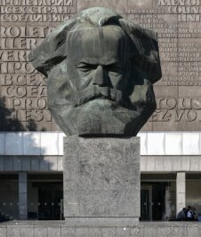 50 Jahre Nischel: Party im Oktober - Vor 50 Jahren eingeweiht: das Marx-Monument. 