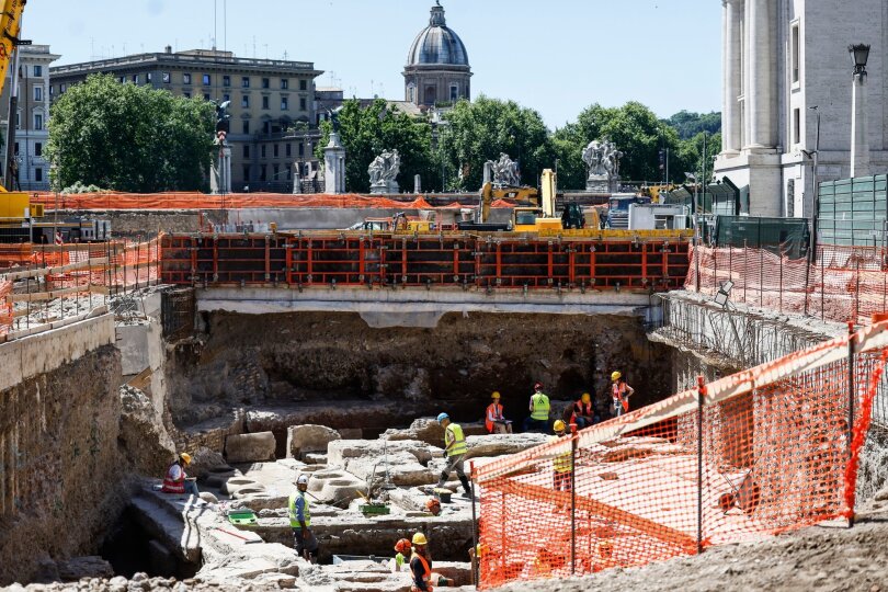 Unverhofft kommt oft: Während Bauarbeiten auf der Piazza Pia in Rom wurden Gebäudereste aus der Römerzeit gefunden.
