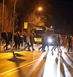 500 Personen bei Protestzug - Die Polizei konnte die bis zu 500 Protestler in Lichtenstein nicht aufhalten. 