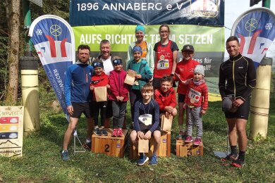 Die Neudorfer Laufgruppe hat wieder eine ganze Menge Klassensiege abgeräumt, diesmal beim Pöhlberglauf.
