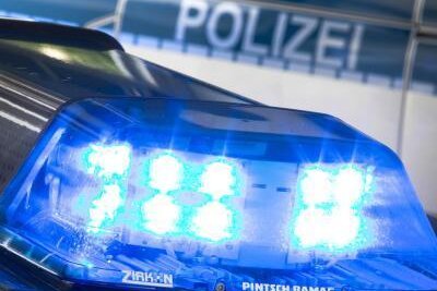 60-Jährige in Gablenz beraubt und verletzt - 