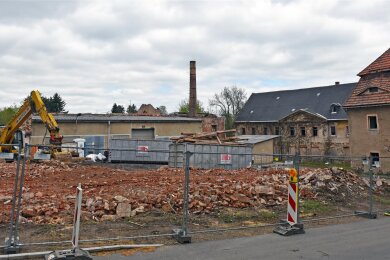 In Augustusburg wird ein Teil des denkmalgeschützten historischen Jägerhofs abgerissen.