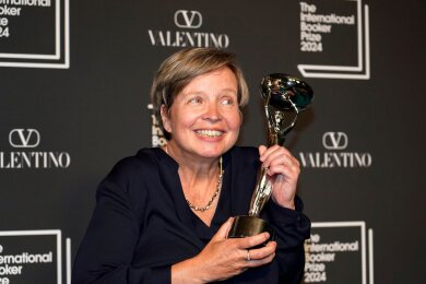Es ist nicht Jenny Erpenbecks erster Preis: Wegen der vielen Auszeichnungen für ihre Romane gilt sie als eine der bedeutendsten deutschsprachigen Schriftstellerinnen.