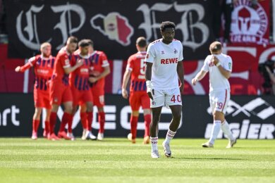 Der 1. FC Köln muss den Gang in die Zweitklassigkeit antreten.