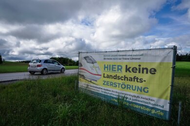 Zwanzig Jahre nach der Vertragsunterzeichnung zum Bau des Brennerbasistunnels gibt es auf deutscher Seite noch nicht einmal eine fertige Planung für die Zuleitung zum längsten europäischen Eisenbahntunnel.