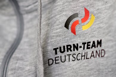 Ein Hoodie mit der Aufschrift "Turn-Team Deutschland".